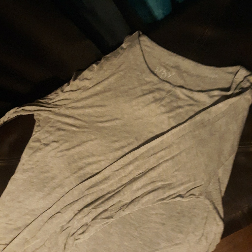Plain gray shirt